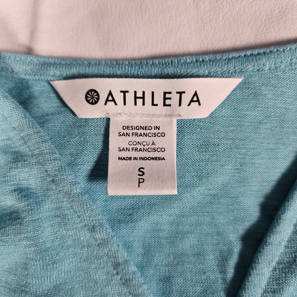 Athleta Breezy Wrap Tank Top Women's Small Blue Sleeveless Surplice Stretch - Picture 2 of 8
